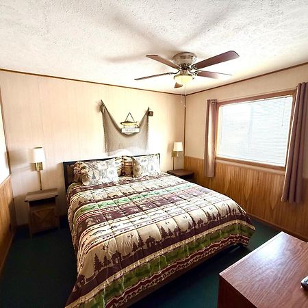 Hunter'S Friend Resort On Indian Point Exterior foto